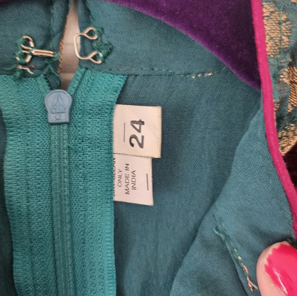 Girls Indian Jewel Toned Dress, India Size 24